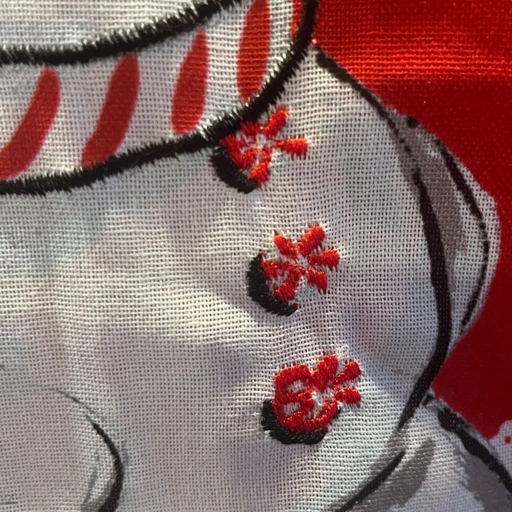 Sur La Table Red & White Kitchen Towels Embroidered Snowman & Snowflakes NWOT